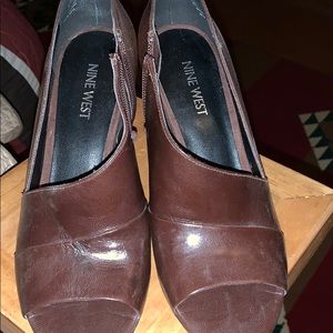 Nice dark brown shoes